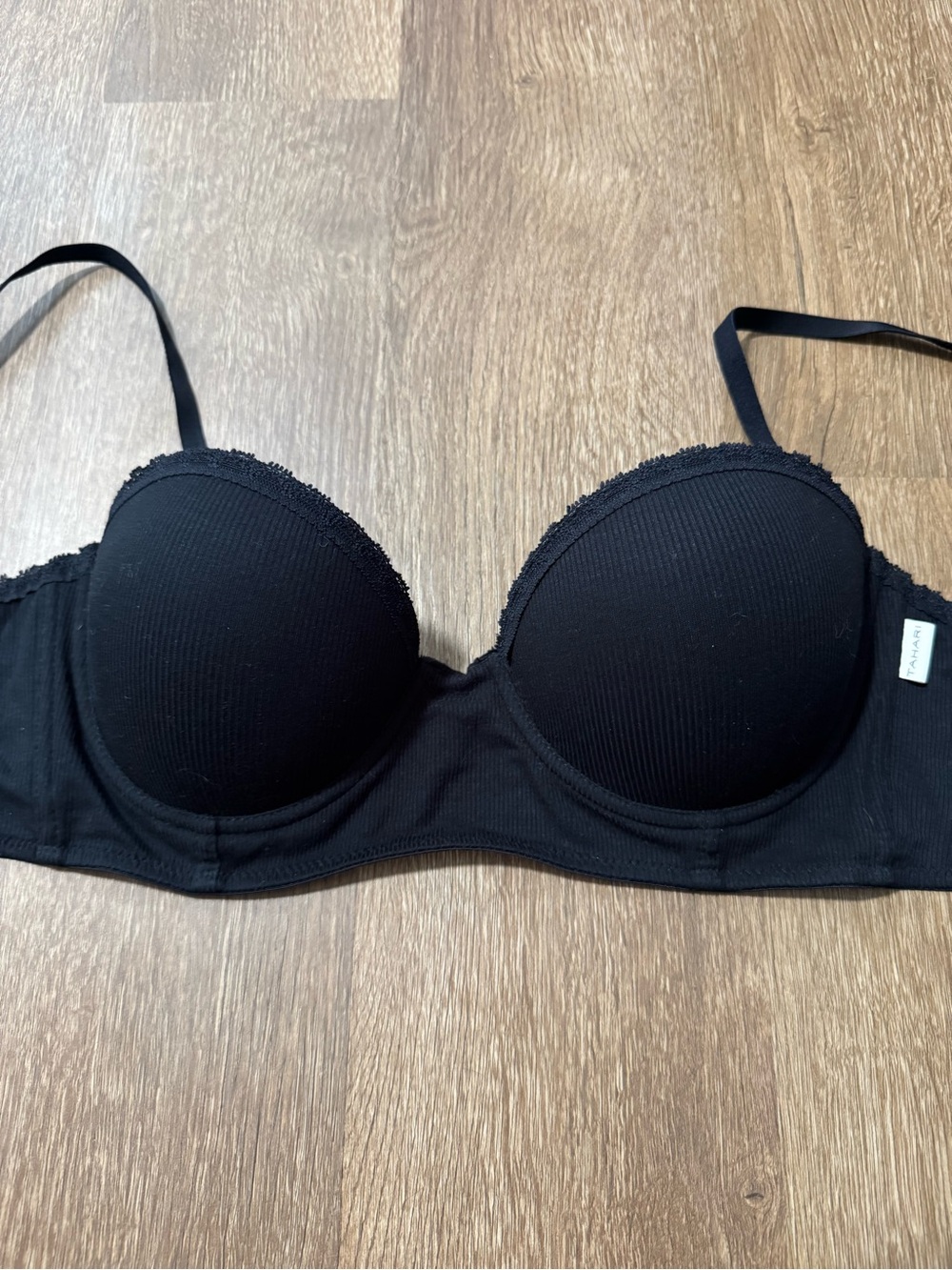 Tahari Black Lace Underwire Bra 36C